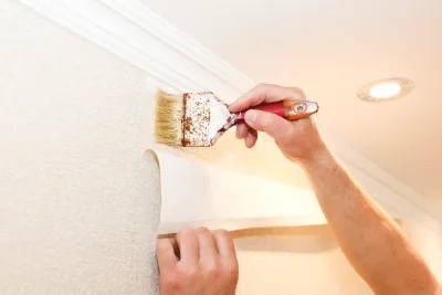 Pose de papier peint au Bois-Robert — revêtements muraux et toiles de verre